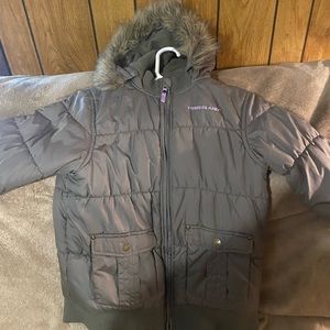 Timberland woman’s coat ! Looks brand new! Olive green with pink lettering XL